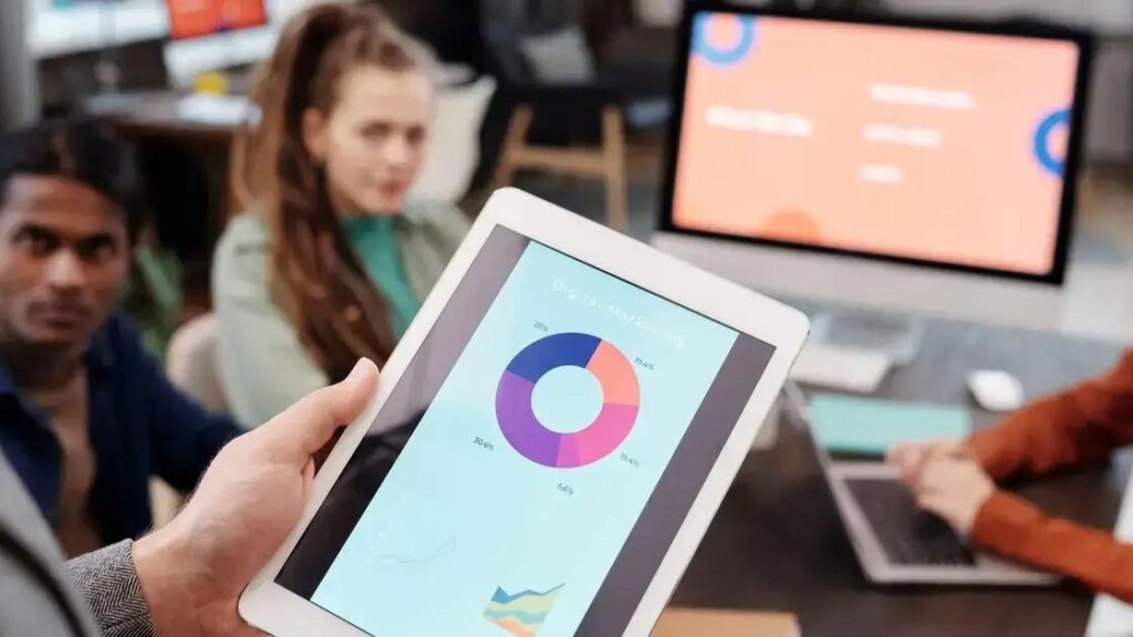 Como compartilhar seus artigos nas redes sociais impulsiona o SEO e aumenta sua audiência